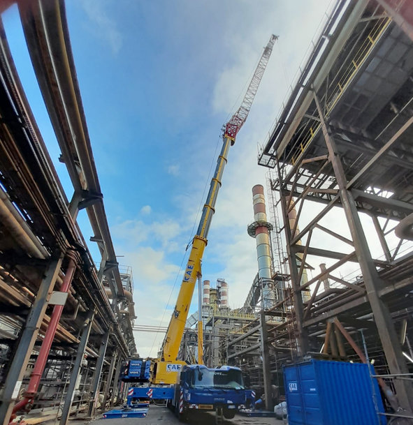 SAE ITALIA adds a six-axle custom crane using Manitowoc's Lift Solutions group